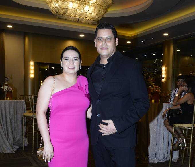 Jennifer Cálix y Yury Osorto