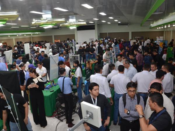 Los visitantes tuvieron la oportunidad de adentrarse en los diversos laboratorios del Hub de Ingenierías UTH.