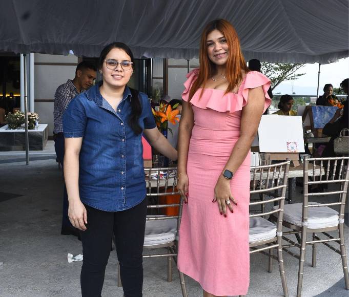 Marcela Sierra y Scarleth Tejeda