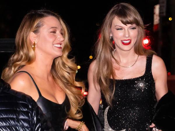 La actriz Blake Lively y la cantante Taylor Swift en una foto de archivo.