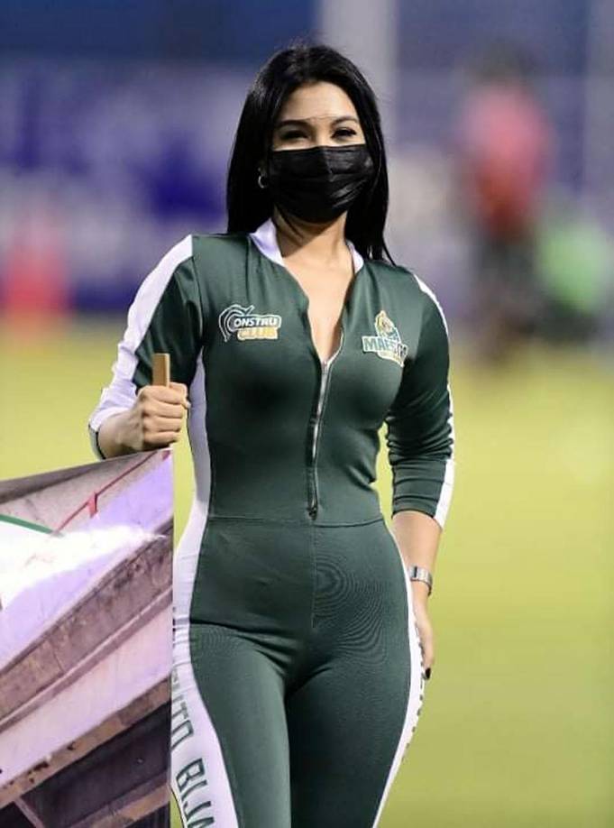 Otra chica que trabajó con las marcas patrocinadoras del Marathón.