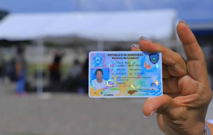 Confirman fecha para reactivar emisión de licencias de conducir en Honduras