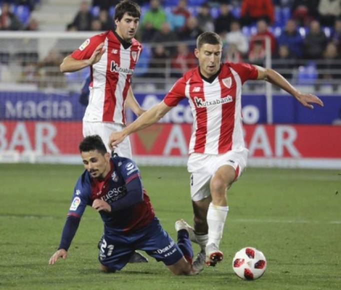 Óscar de Marcos y Mikel Balenziaga renuevan con el Athletic Club de Bilbao hasta 2021.