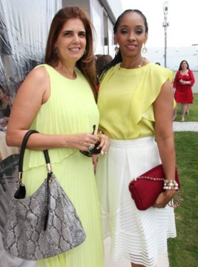 Yovana Ravelo y Leisy Plantada