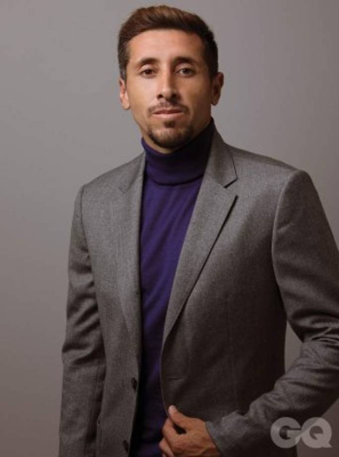 Héctor Herrera declara que 'no he cambiado nada, me sigo sintiendo la misma persona. Quedé muy satisfecho con el resultado. Y si no me lo hubiera hecho, también pensaría que era la elección correcta. Estoy tranquilo y feliz'.