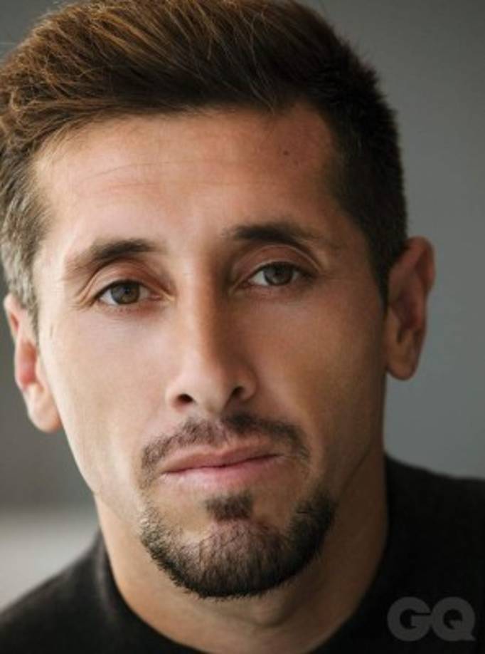 El mediocampista del Porto pasó por el quirófano para realizarse una rinoplastia y otoplastia, intervenciones que lo alejaron de la concentración de su equipo en Portugal por un corto periodo y explicó que su decisión de compartir la noticia en sus redes sociales se debió para evitar cualquier rumor porque en 'Mexico se chismorrea mucho'.