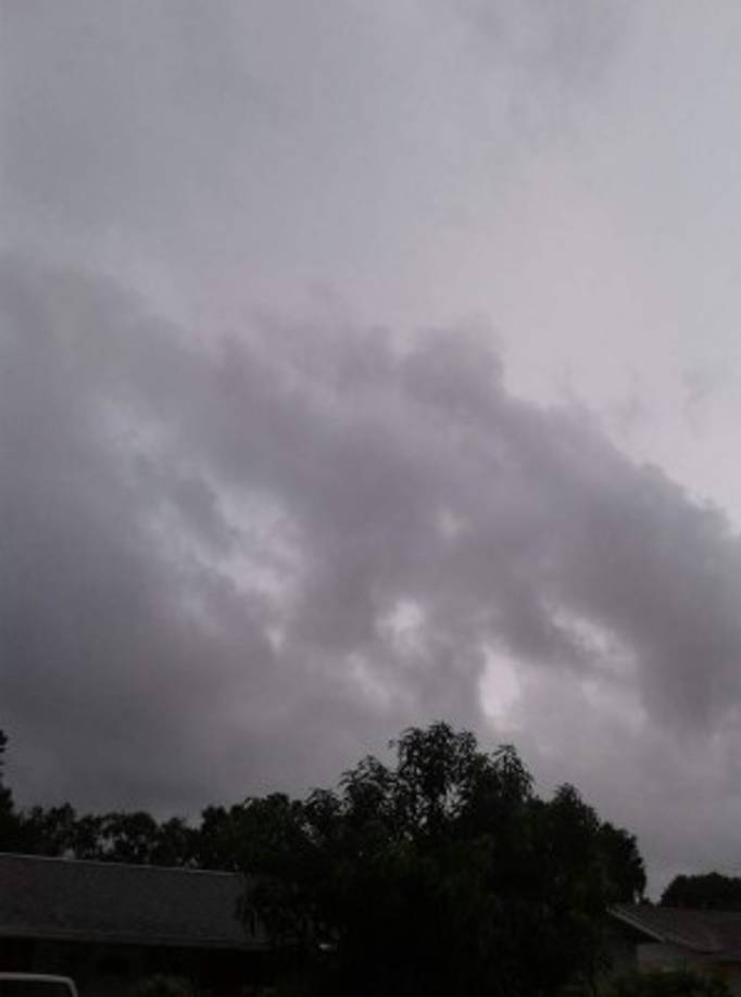 El cielo nublado y gris presagiaba la llegada de Irma a la Florida.