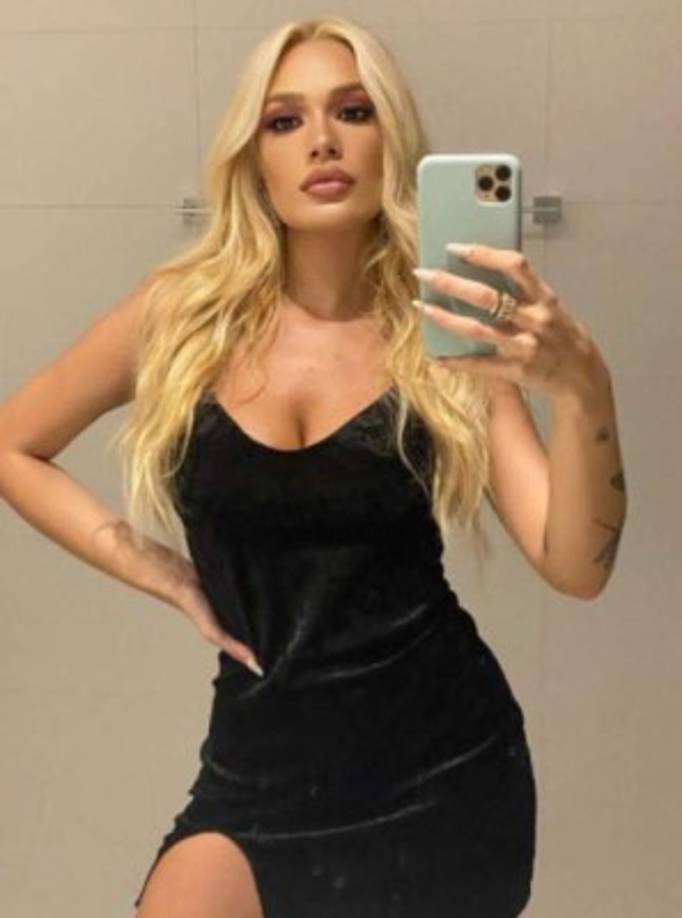 Karoline es una espectacular modelo brasileña que ahora sido conquistada para sorpresa de muchos por un futbolista del Real Madrid.