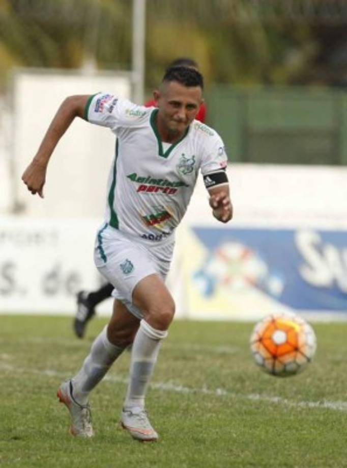 El defensa David Mendoza podría volver al Platense. Está en conversaciones con el Honduras Progreso para que lo deje ir.