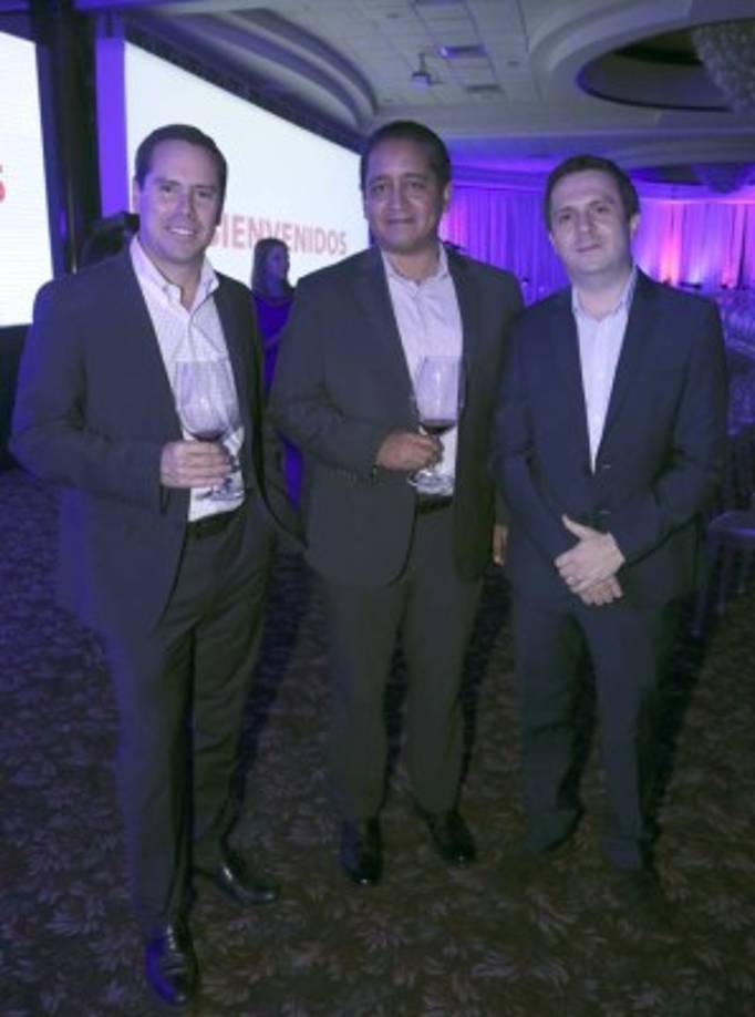 Robert Mancebo, Marcos Alfaro y Luis Gallego.