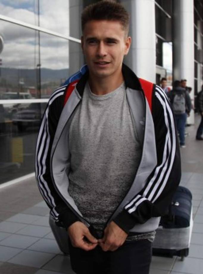 Germán Mayenfisch: El mediocampista argentino ha llegado a Honduras para sumarse al Motagua. 'Estuve jugando en el ascenso argentino en la Federal B y A. Vengo a un equipo grande de Honduras', dijo.