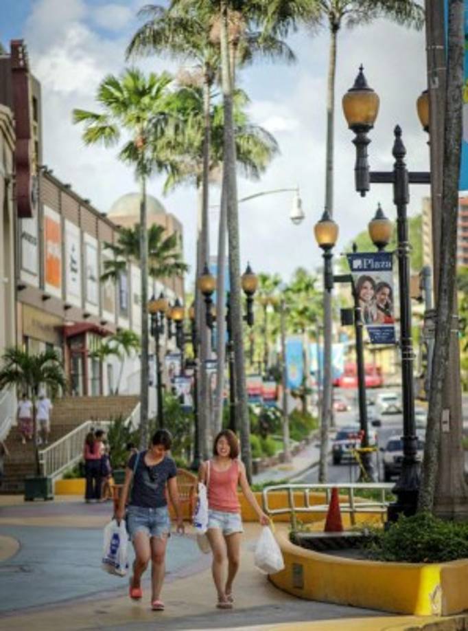 Al día de hoy, los turistas continúan viajando a la isla pese a las advertencias del líder norcoreano de lanzar un ataque contra Guam.