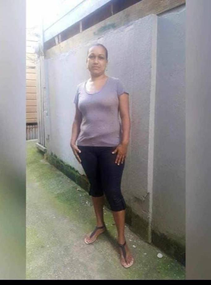 Según el informe de la Policía Nacional, Leonardo Johnson es la expareja de Margarita y las víctimas son su actual compañero de hogar y su hijo.