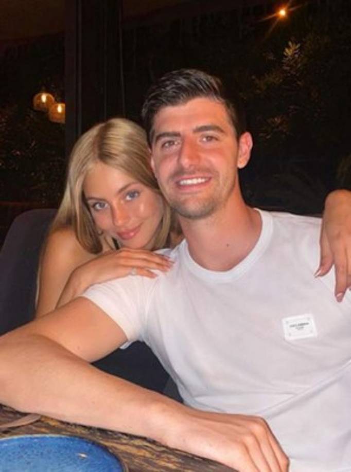 “El amor de mi vida”, le dedicó Thibaut Courtois a su novia Mishel Gerzig con esta imagen, a lo que ella respondió con un “mi amor”.