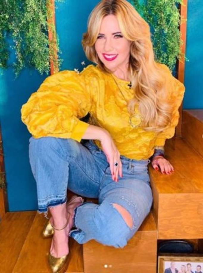 <br/>'Si algo no podría yo creer en mi vida, sería esto. Sobre todo, porque la amistad es muy cercana, somos vecinos y compadres. Sin embargo, comenzaron a pasar cosas muy extrañas. (…) Empecé a notar cierto cambio en la forma de proceder de Cristina (su esposa) iba mucho a casa de ellos (los Bigorra) a platicar. (…) La encaminaron para levantar una denuncia civil y penal”, comentó el conductor.