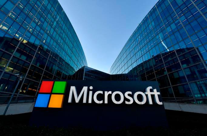 Test Mari - Microsoft promete mantener la IA bajo control humano
