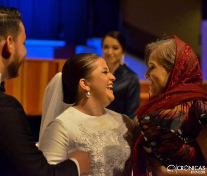 Hermosas imágenes de la masiva boda de la hija del pastor German Ponce