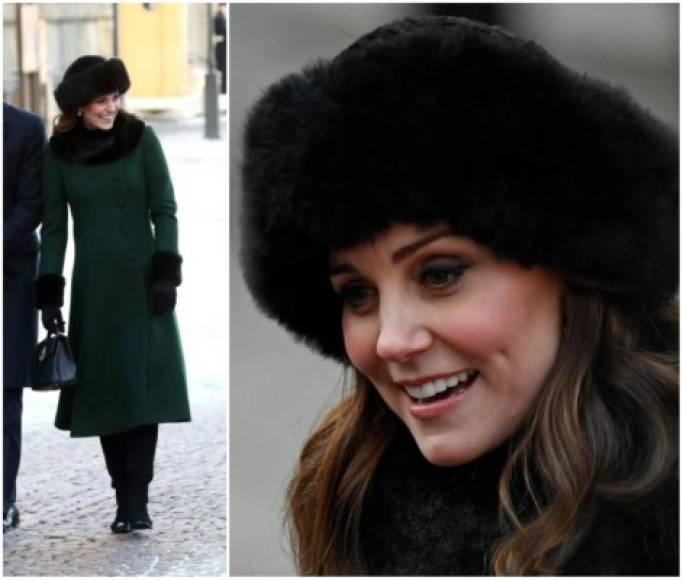 La realeza sueca acompañó al duque y a la duquesa en un paseo por Estocolmo, donde Kate decidió cambiar los tacones por sus botas de rodilla Russell & Bromley.<br/>
