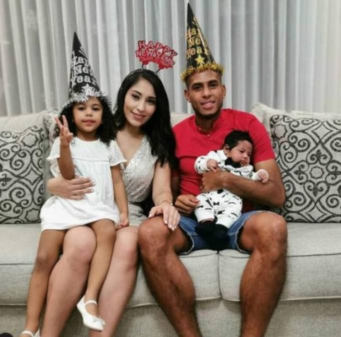 Eddie Hernández es un hombre de familia y así lo demuestra en sus redes sociales.