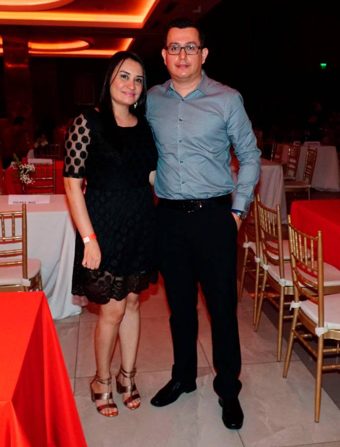 Velada para festejar por el amor y la amistad