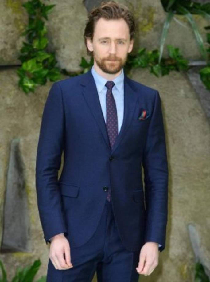 Aunque el rumor se desvaneció pronto, el presunto romance volvió a salir a la luz después de Priyanka admitiera que salió con alguien en Estados Unidos durante una entrevista con la revista Indian film.