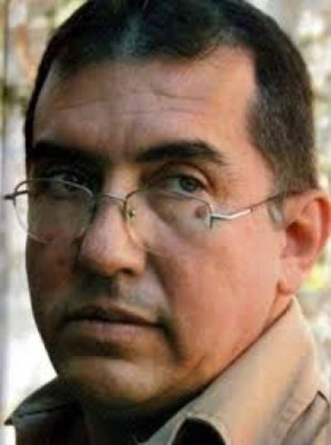 Luis Alfredo Garavito Cubillos también conocido como 'La Bestia', 'El Monje'o 'El Monstruo de Génova', es un asesino en serie colombiano y agresor sexual de niños.Cometió sus crímenes en las décadas de los ochenta y noventa en distintas regiones de Colombia.Luego de ser capturado y judicializado por las autoridades colombianas en 1999, Garavito confesó haber asesinado a más de 200 niños. En 2001 fue sentenciado a 1853 años y 9 días.