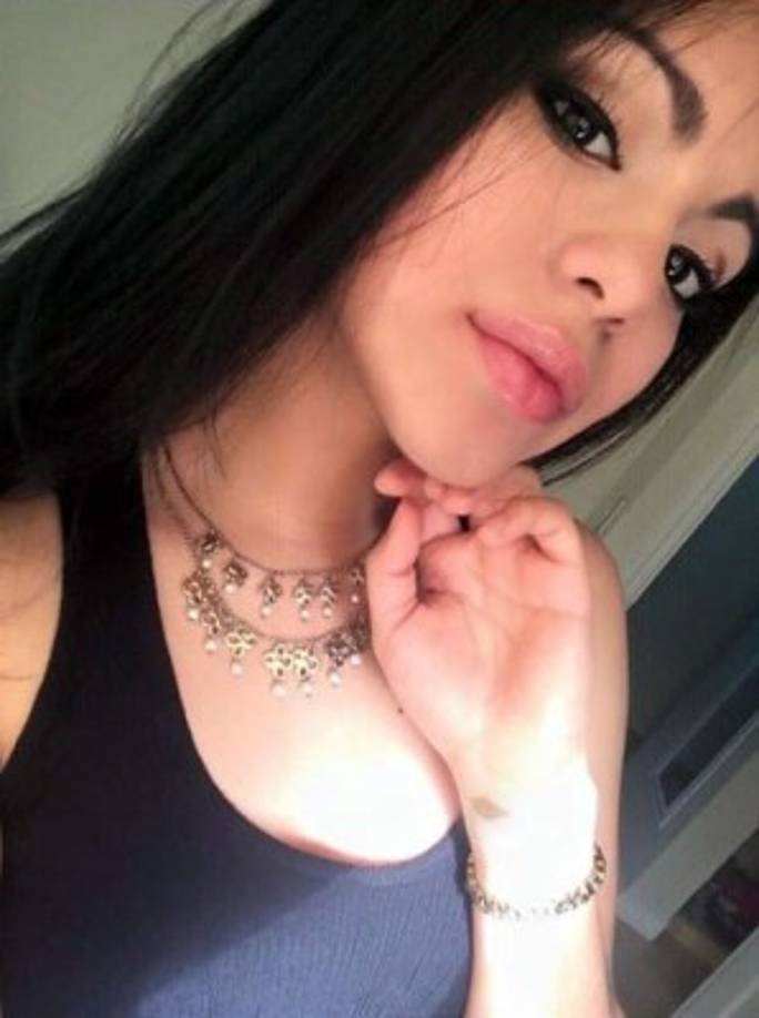 Estudia Relaciones Internacionales en Unitec Tegucigalpa.