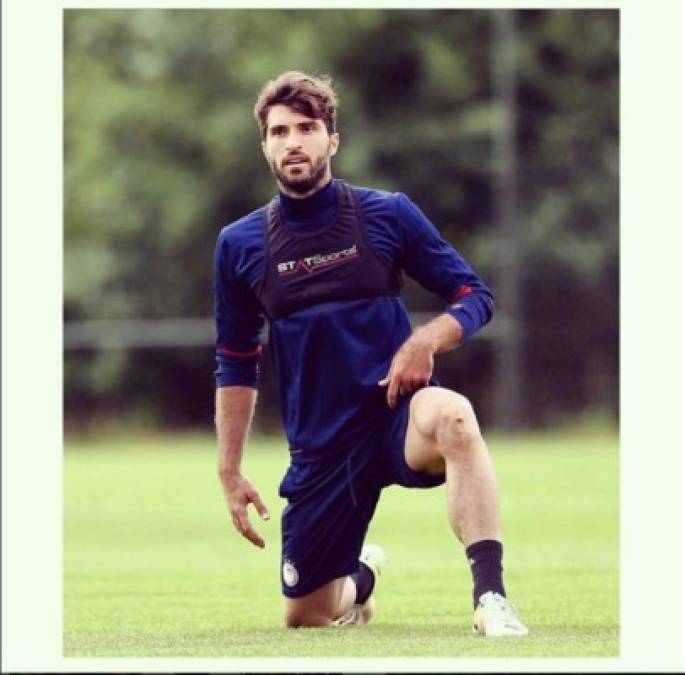 Karim Ansarifard, futbolista de la selección de Irán.