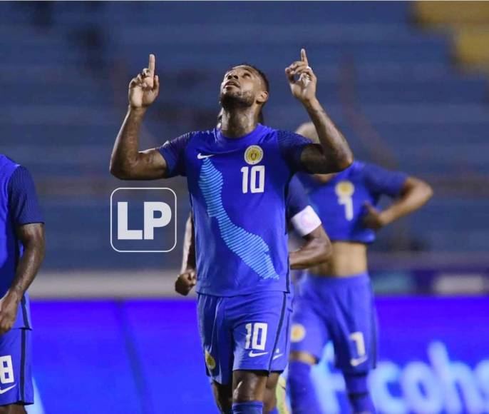 Leandro Bacuna celebrando su gol contra Honduras.