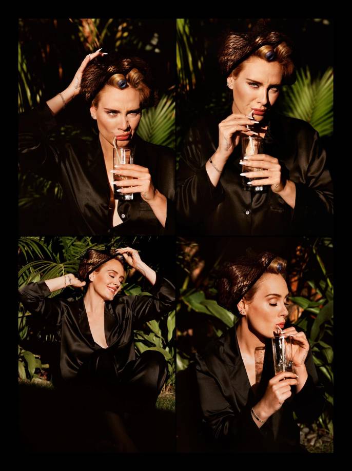 “Bueno, mi terapeuta me dijo que tenía que sentarme con mi pequeña yo de siete años. Porque ella se quedó sola. Y tenía que ir a sentarme con ella y hablar realmente de cómo me sentía cuando estaba creciendo. Y los problemas con mi papá. Lo que había estado evitando”. ¿Y cuáles fueron esos problemas? “No estar segura de si alguien que se supone que te ama y no te da prioridad cuando eres pequeño. Lo asumes y te acostumbras”.