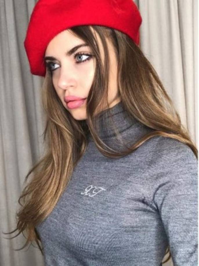 La top tiene medidas de infarto.