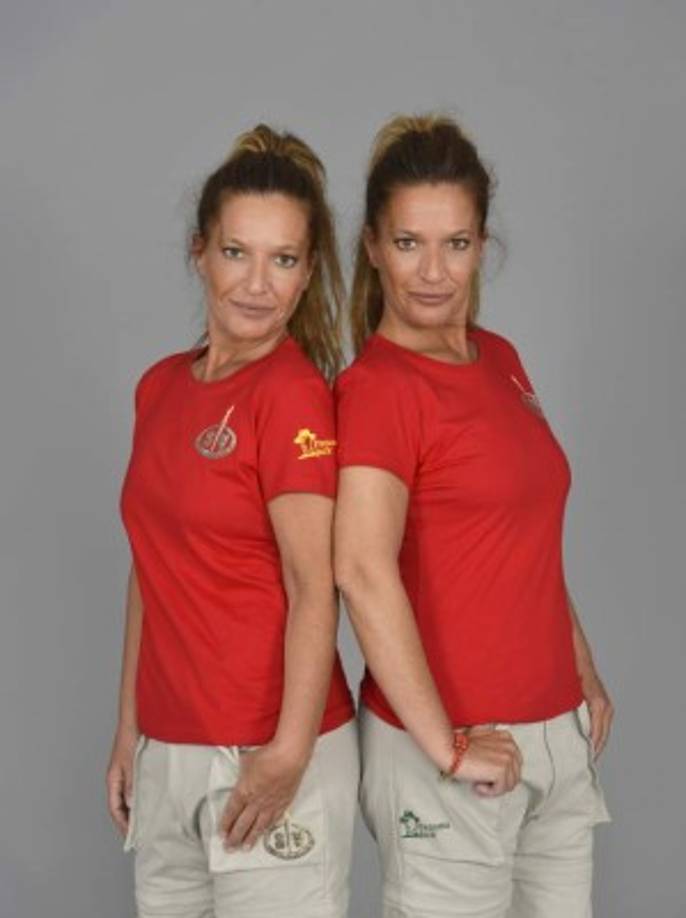 Bibi y Raquel Rodríguez, hermanas mellizas, formaron hace 25 años el dúo artístico Las Mellis. Trabajaron con la cantante Isabel Pantoja durante seis años, entablando una estrecha amistad con la cantante.