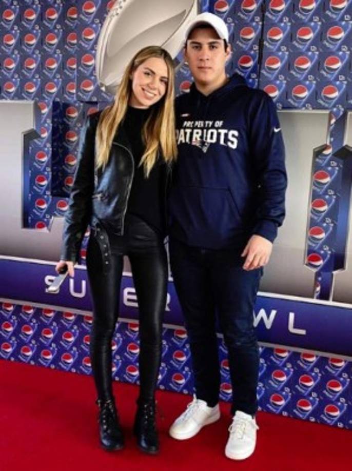 La joven de 23 años y su novio asistieron a uno de los famosos casinos de Las Vegas después de la pelea del Canelo.