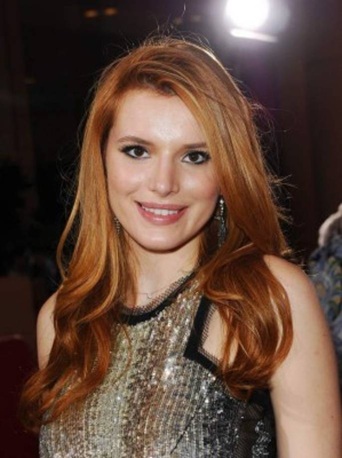 'Para las personas que piensan 'se lo merece' porque estuvo allí o tenía una cerveza en la mano o vestía una falda corta, y para las personas que piensan que porque tomó la foto, ella merece ser humillada para que todos la miren e inscriban cada parte de ella en su mente. O porque ella tomó la foto, se merece ese momento para seguirla y burlarse de ella por el resto de su vida. Espero que se sientan repugnantes'.