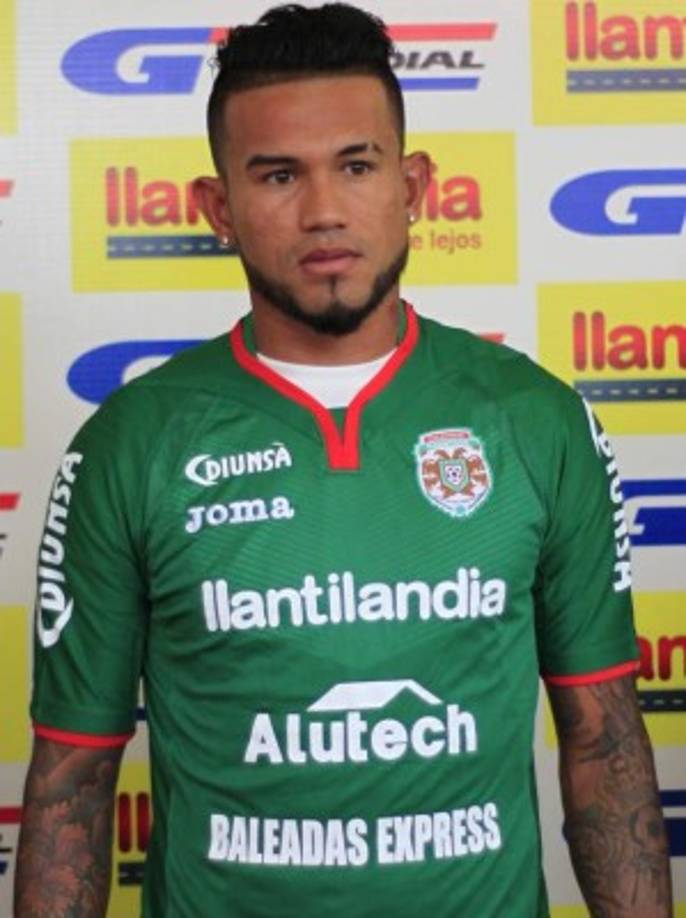 El volante Carlos Israel Discua fue oficializado este jueves como nuevo jugador del Club Deportivo Marathón. El mediocampista deja al Motagua y firmó por dos años con los verdes.