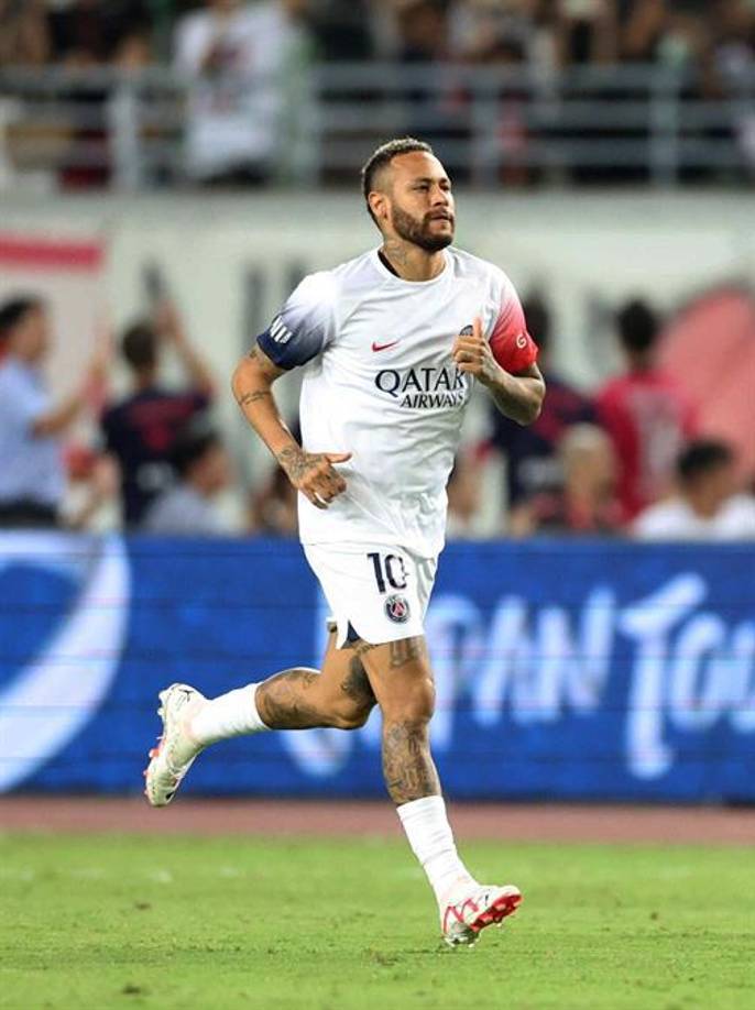 El futbolista brasileño se encuentra en su gira de pretemporada con el PSG, regresando a los terrenos de juego luego de varios meses sin actividad tras sufrir una lesión la temporada pasada.