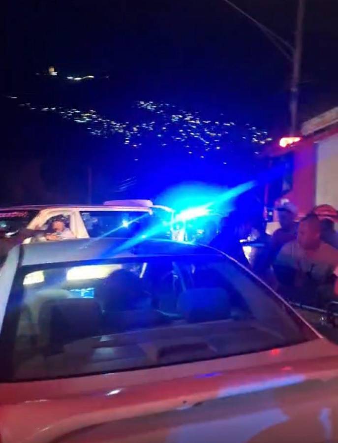 Traslado de personas heridas al Hospital Escuela en Tegucigalpa.