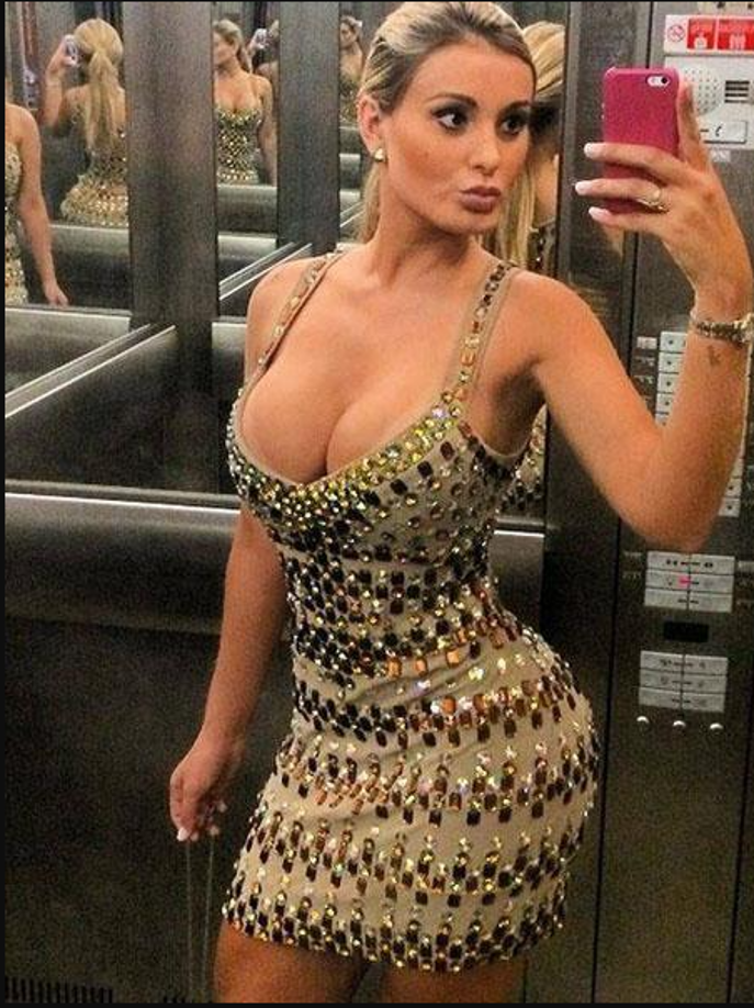 Urach hizo el anuncio que se sentía llamada por Dios a abandonar su cuenta de OnlyFans a través de un video de YouTube. 