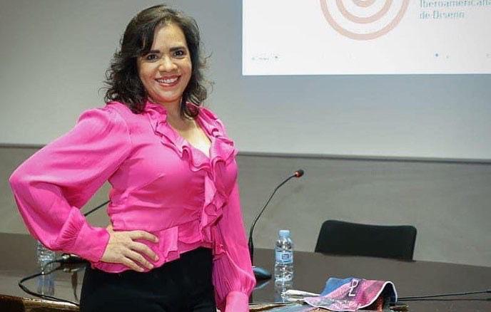 La Bienal Iberoamericana de Diseño da reconocimiento a la hondureña Pili Luna