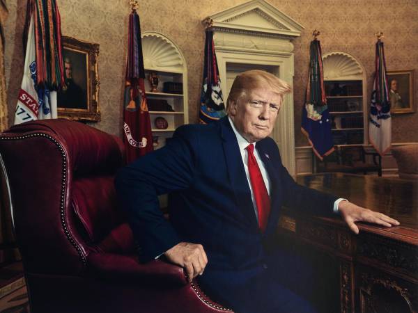 Un retrato del presidente electo estadounidense Donald Trump fue expuesto este lunes en la Galería Nacional de Washington con motivo de su investidura, que tendrá lugar el próximo 20 de enero.