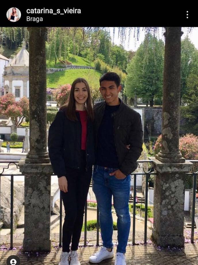 La joven portuguesa Catarina Vieira es la chica que conquistó al seleccionado hondureño Jonathan Rubio.