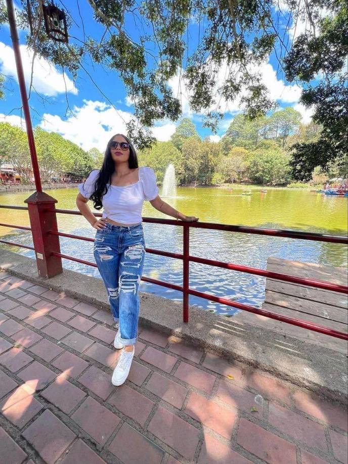 Stephanie reveló que es aficionada del Olimpia...