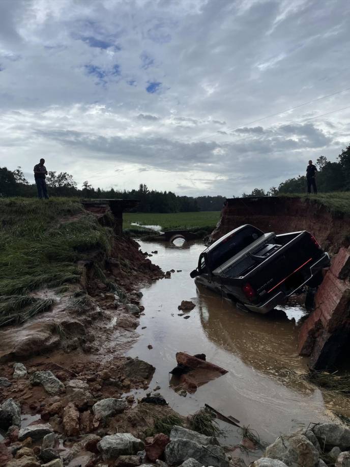 La portavoz de la Casa Blanca, Karine Jean-Pierre, dijo que el presidente Joe Biden había sido informado sobre la situación. 
