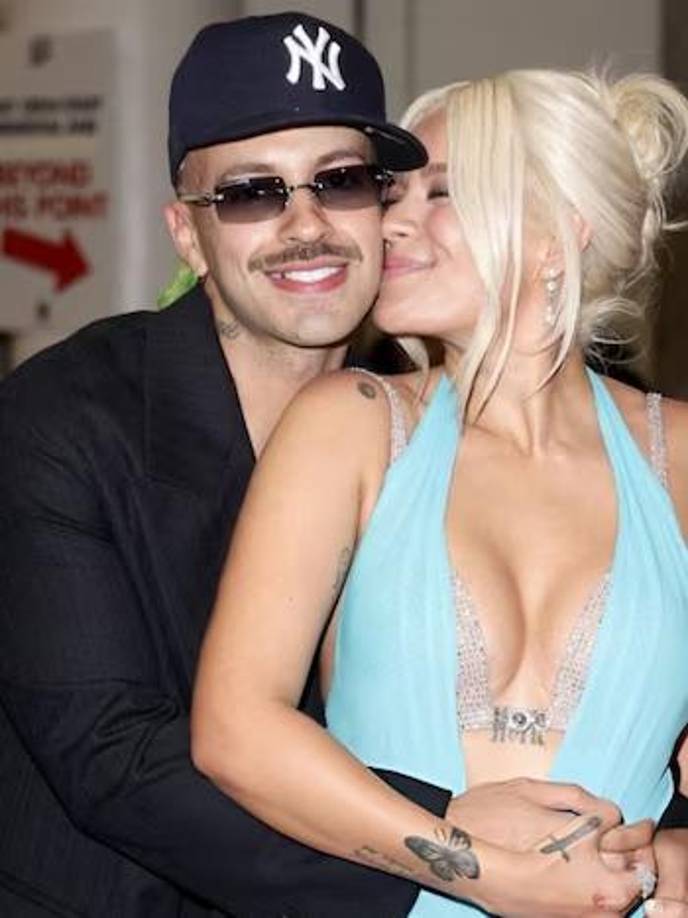 En un video de TikTok que se hizo viral, la colombiana expresó su felicidad por “No puedo creer que te voy a cantar esta canción”, dijo con emoción y también con cierta timidez.