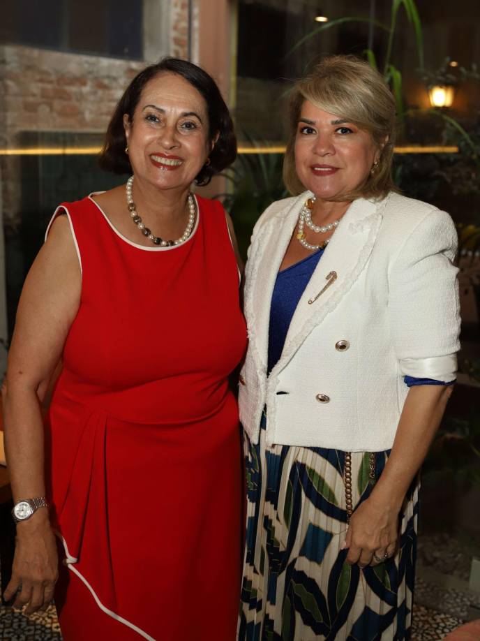 Sandra Alvarado y Suyapa Chiovelli 