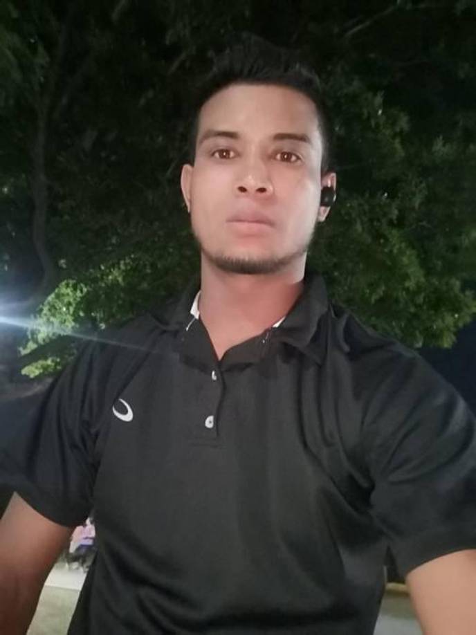 Elvin es un joven trabajador del campo que desde julio del 2012 que llegó a Estados Unidos ha sido el apoyo económico de su madre Melitina Zambrano en Teupasenti, El Paraíso. 