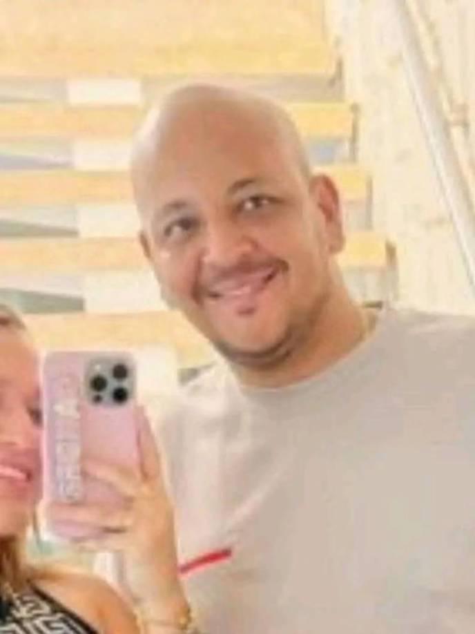 “La Diabla”, quien era conocida por su vínculo con Alex González, alias “El Calvo”, un capo del narcotráfico asesinado dos días antes del asesinato de la familia pastoral en Magdalena, habría sido el verdadero blanco del atentado, según la hipótesis de las autoridades policiales.