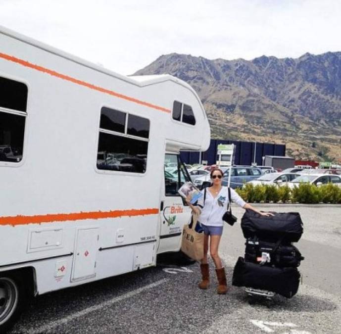 En 2015 la todavía actriz de la serie Suits tomó unas vacaciones de dos semanas a través de Nueva Zelanda en una casa rodante.<br/>