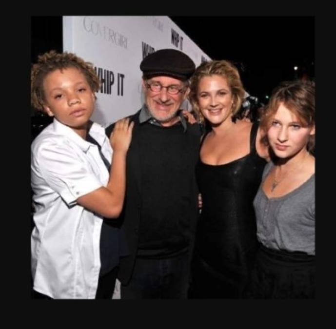 Hija de Steven Spielberg, Mikaela, confiesa que es actriz en la industria para adultos