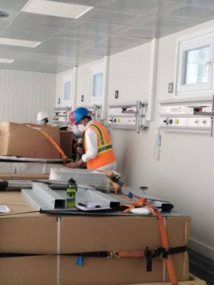 Durante la inspección de un módulo se verificó que habían un compresor de aire, una planta purificadora de oxígeno, reguladores de succión y una secadora de aire.